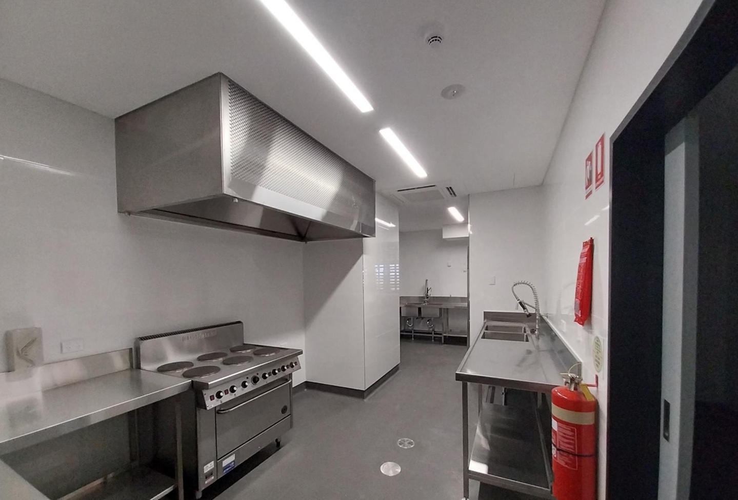 Commercial Kitchen Image