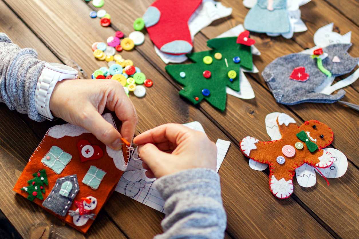 Christmas at the Library | Ornament Craft Session