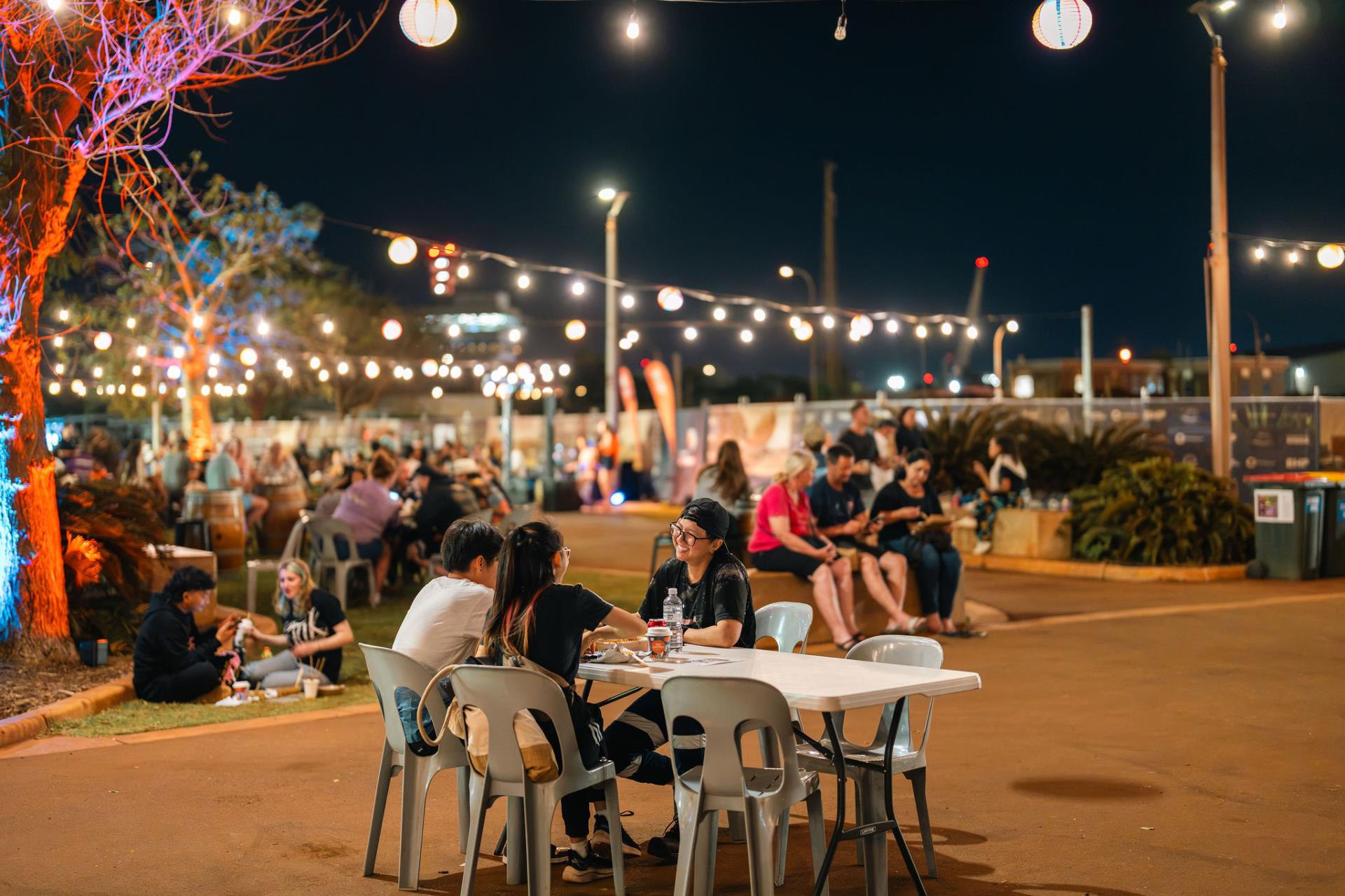 Strong turnout for latest Sunset Food Markets